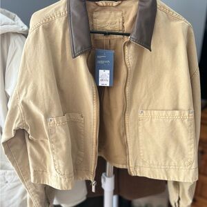 Universal Thread Tan Jacket with Brown Collar